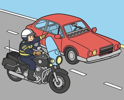 Fargelagt versjon: Politimotorsykkel stanser en bil