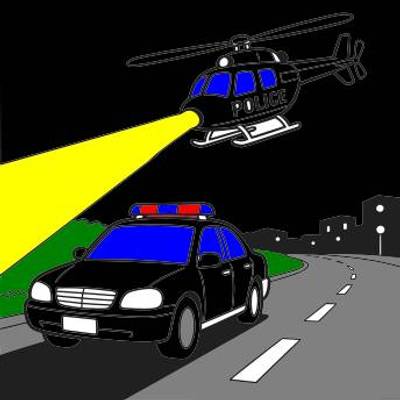 Wersja pokolorowana: Policyjny helikopter i radiowóz nocą
