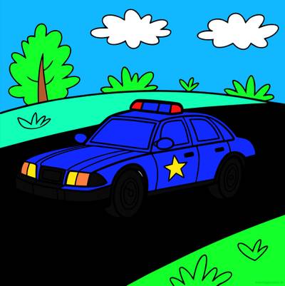 Versão colorida: Carro da polícia na estrada