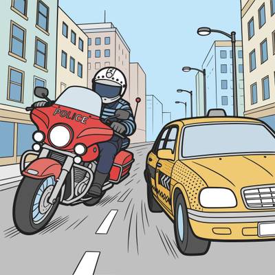 Ingekleurde versie: Politiemotor achtervolgt een auto